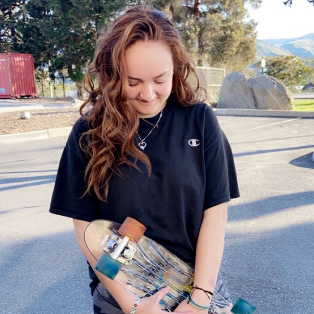 Meet your Posher, Lydia